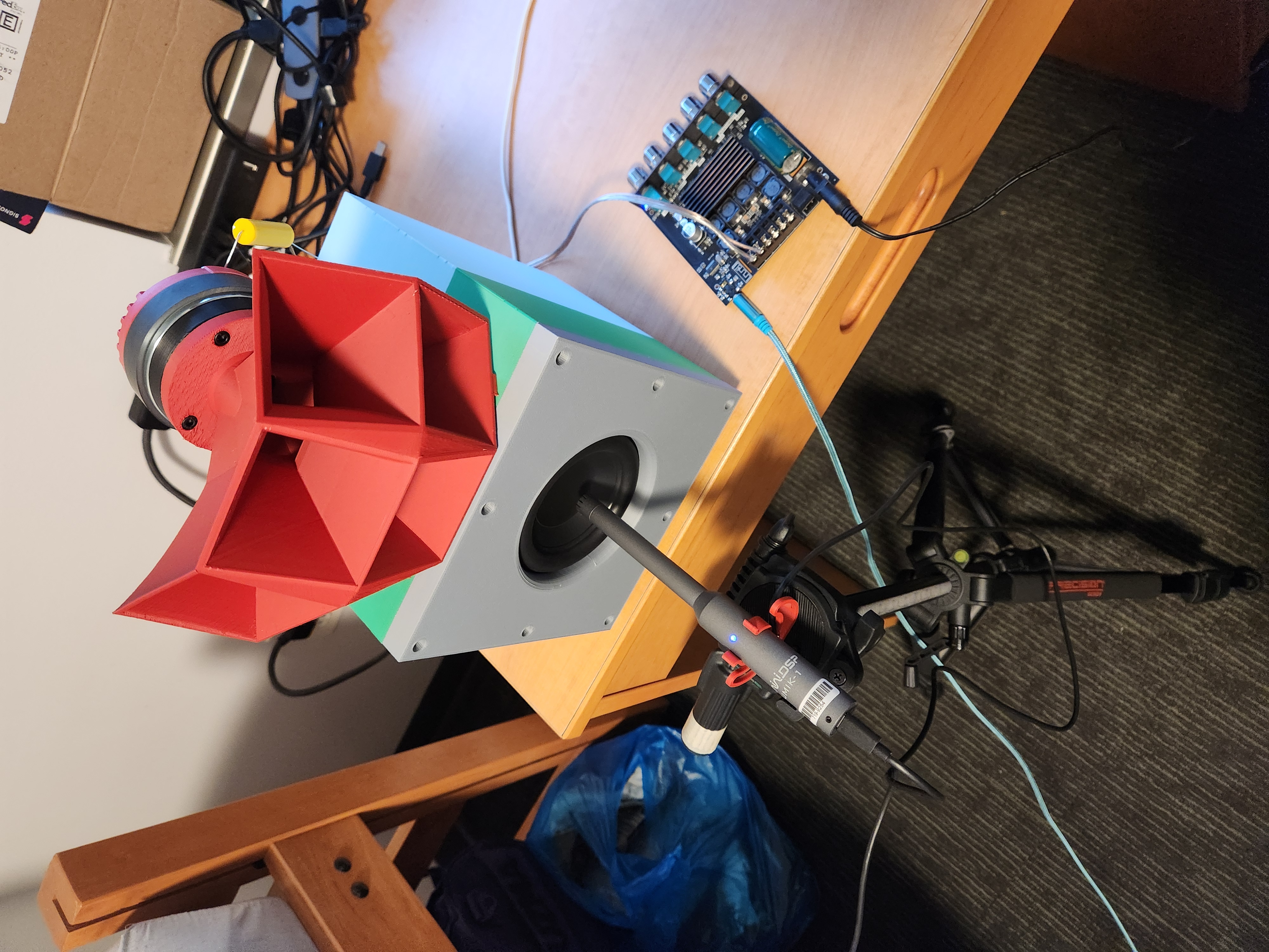 Hifi Desktop Speakers
